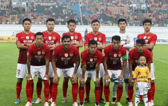 Tóc Ngắn Layer Cho Mặt Tròn